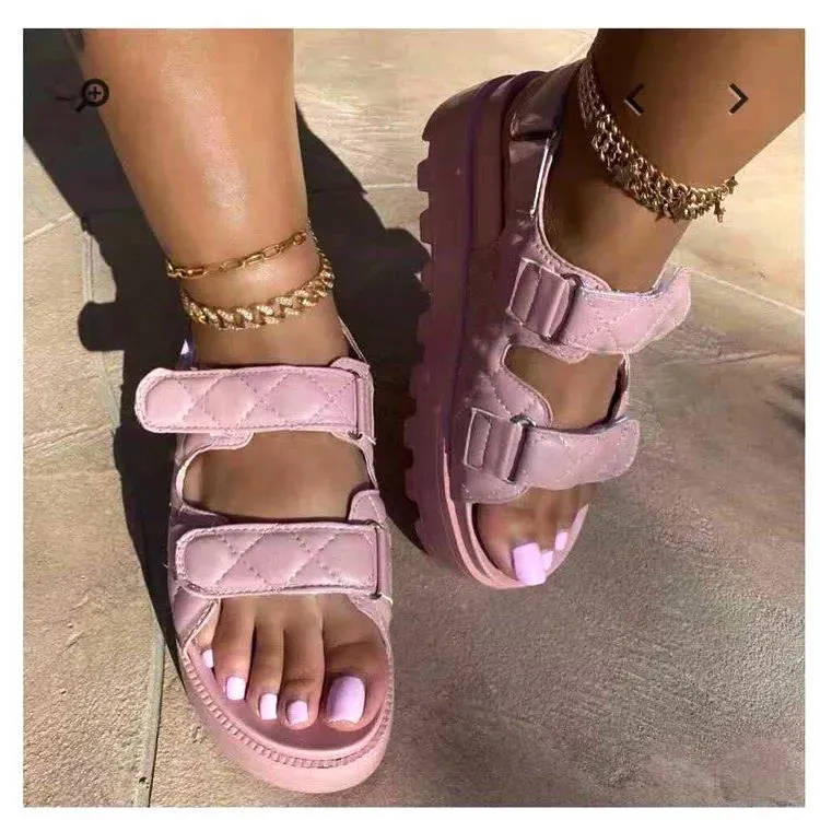 Round Toe Platform Sandals