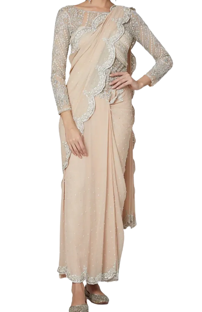 SAMPLE SALE: Ivory & Silver Embellished Scalloped Pre-Draped Sari
