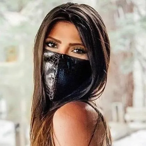 SNAKE PRINT MASK