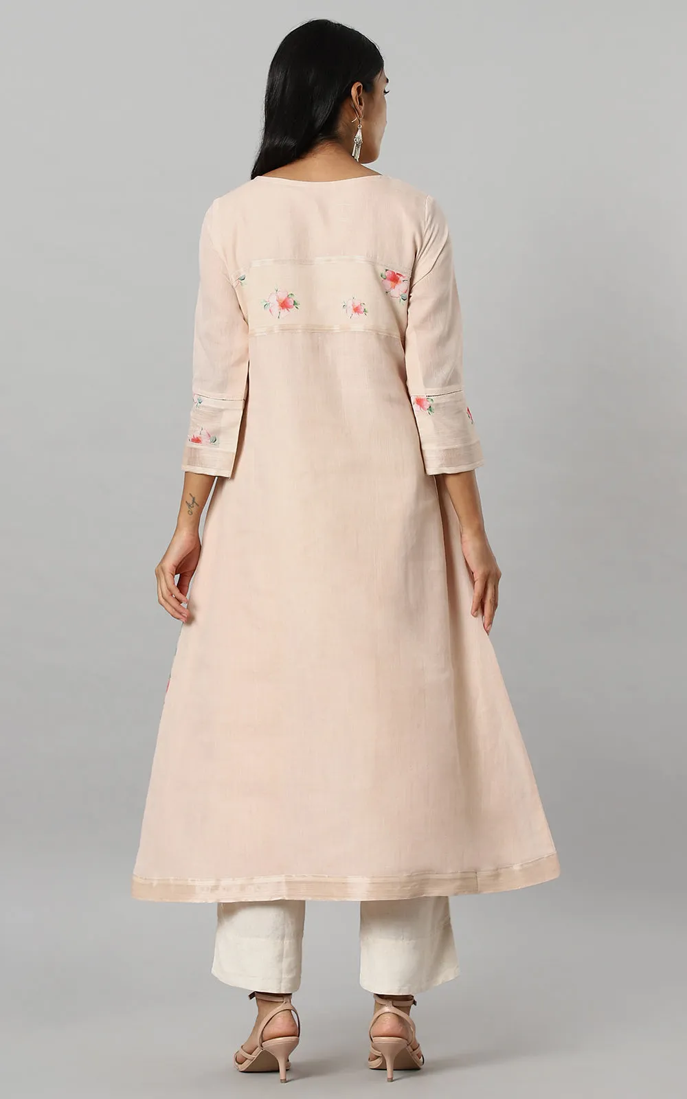 SOFT BEIGE HIBISUS PARALLET YOKE KURTA