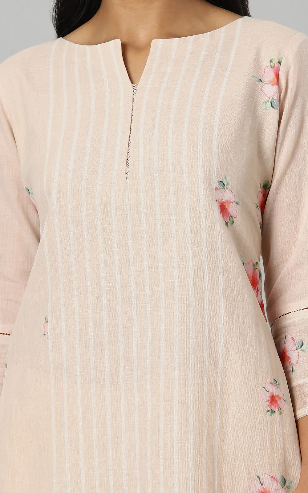SOFT BEIGE HIBISUS PARALLET YOKE KURTA