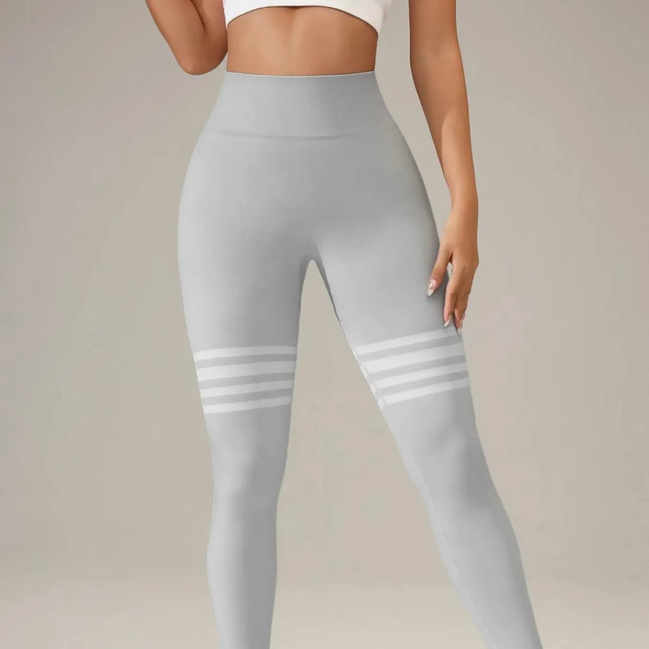 Sporty Women's Striped Print
Ruched V-Waist Back Sports Leggings, High Stretch Seamless Yoga Leggings, Ladies Sportswear for Indoor Outdoor Wear, Tummy Control