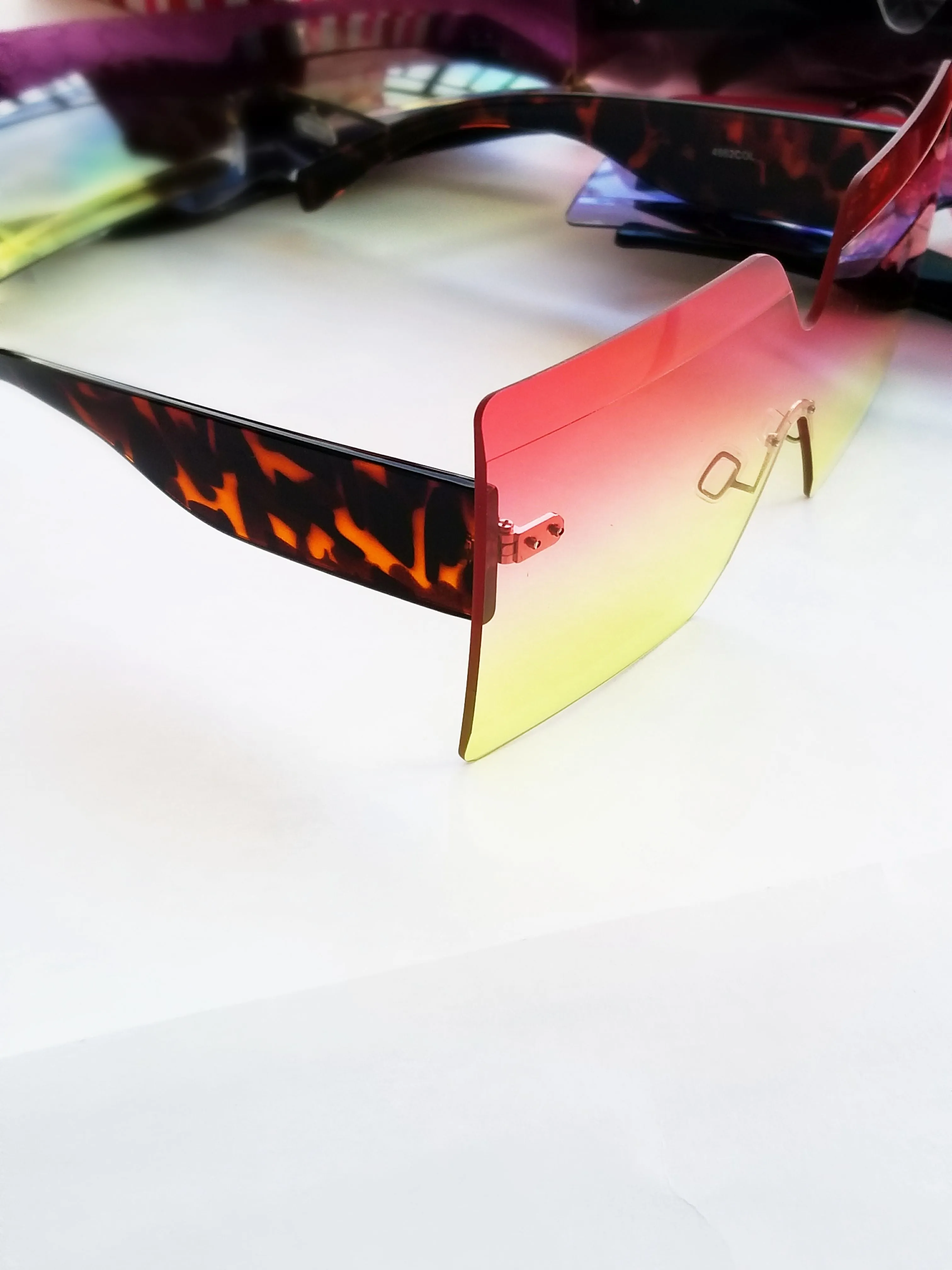 Square Rimless Ombre Sunglasses