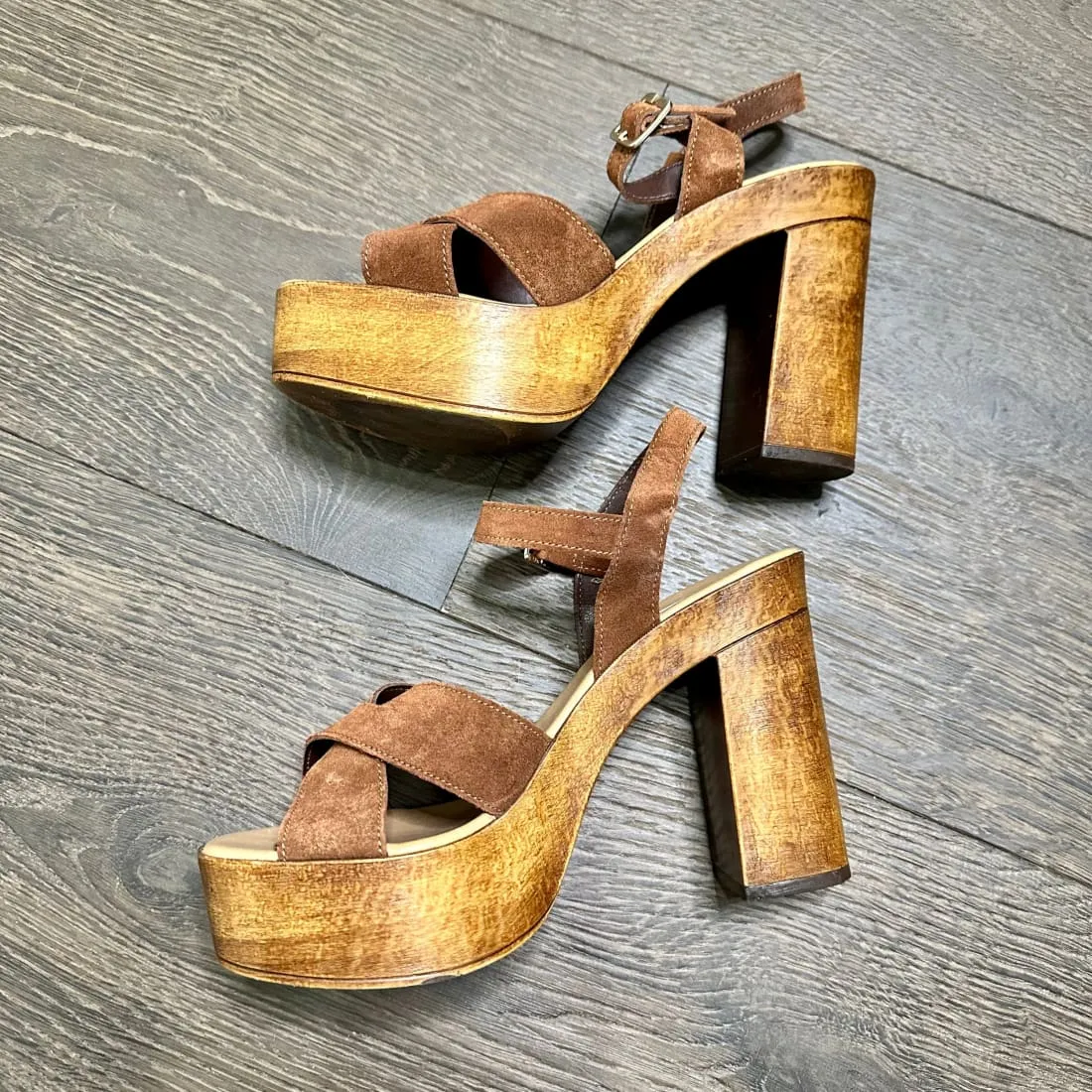 Steve Madden Liveana Chestnut Suede Tall Chunky Platform Sandals 10M Pre-Owned