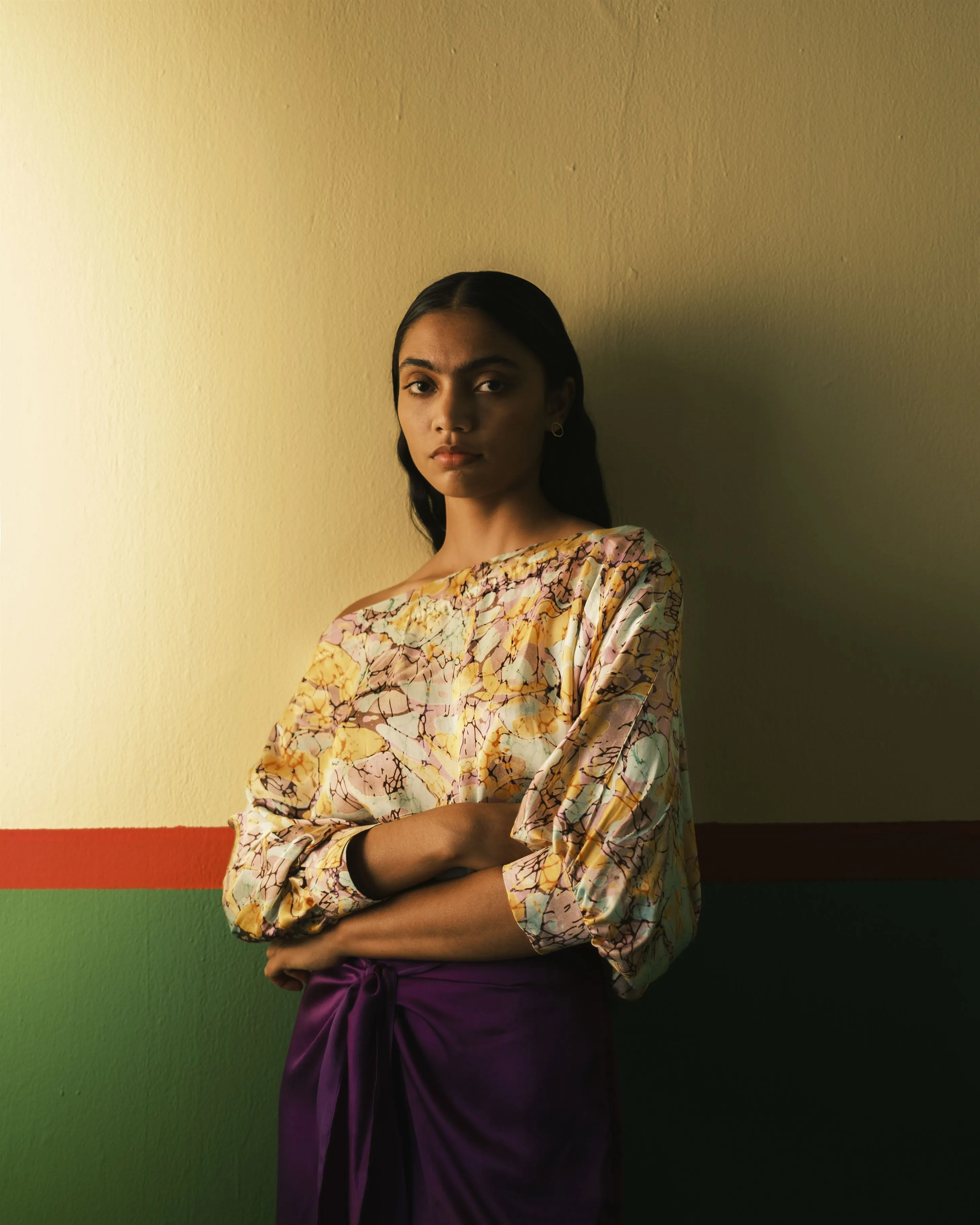 Studio Rigu   I   Mayfair Off Shoulder Top Digitally Printed Vegan Silk Yellow Marble Print Srch025