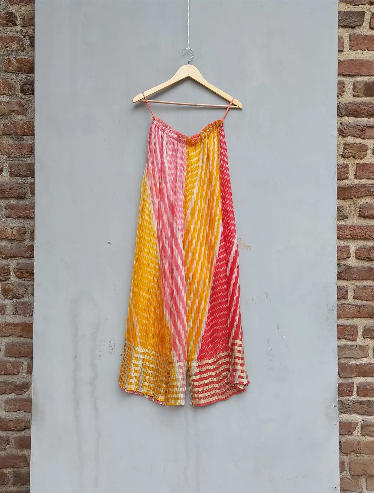 Summer Pants Echo Kota Silk Fashion Edit Kai-29 Urvashi Kaur