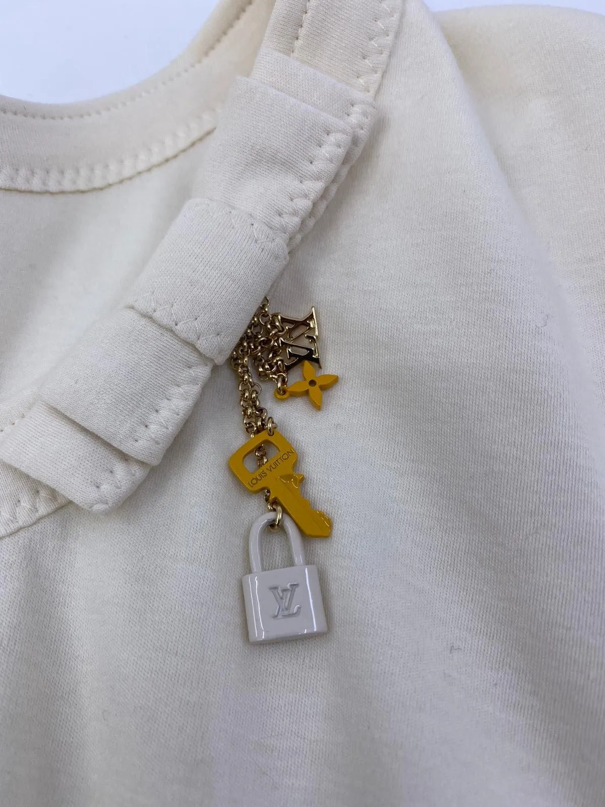 T-Shirt Lock & Key