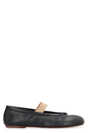 Tabi leather ballet flats
