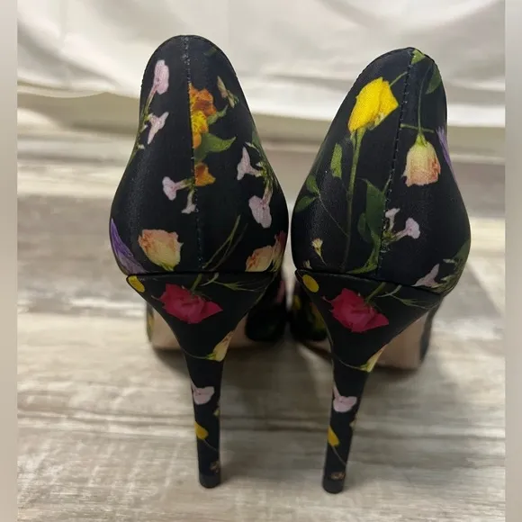 Ted‎ Baker Women's Telini Pump 6.5