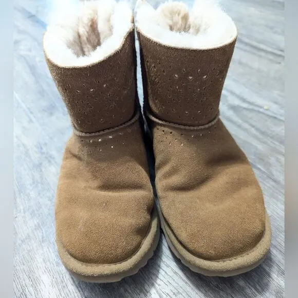 Ugg Dae Sunshine Perf youth boot