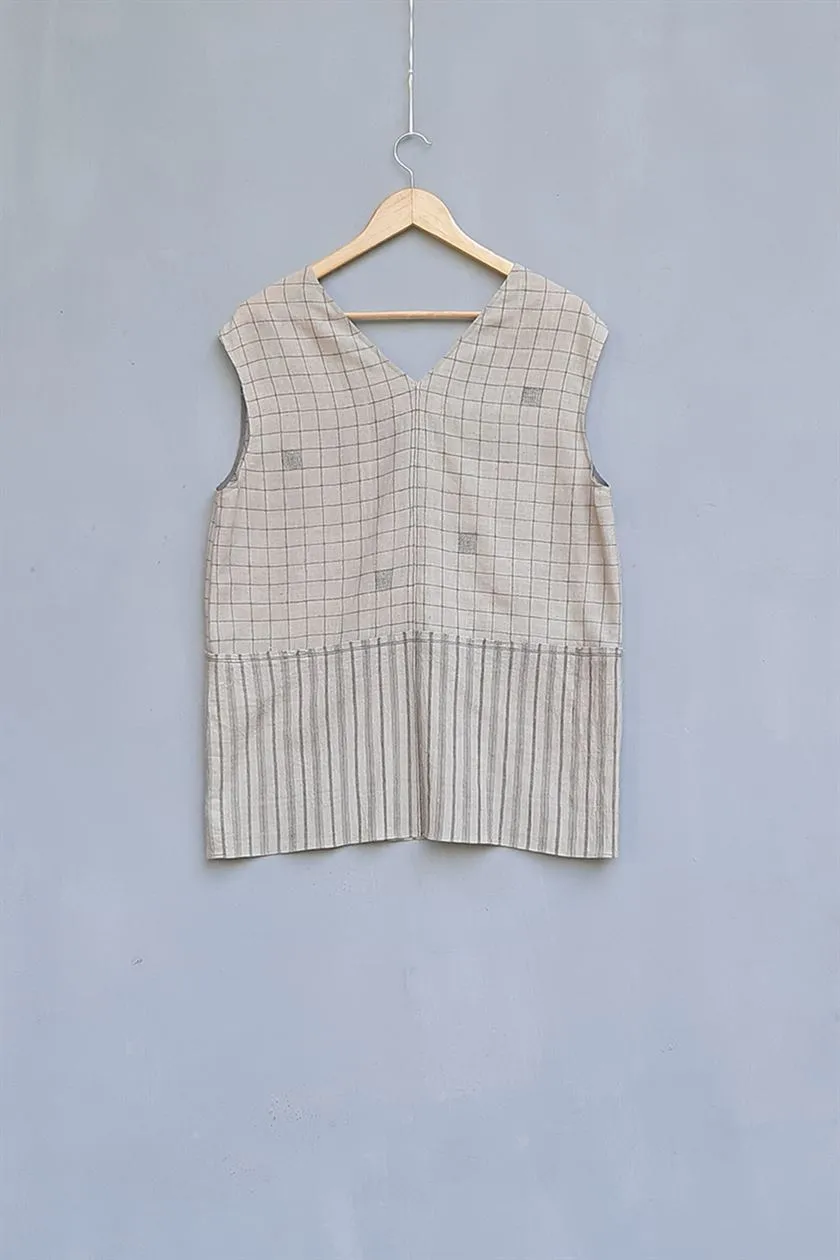 Urvashi Kaur   I  Kofu  TOP ABACUS TOP organic cotton nude TESSELLATE- 48