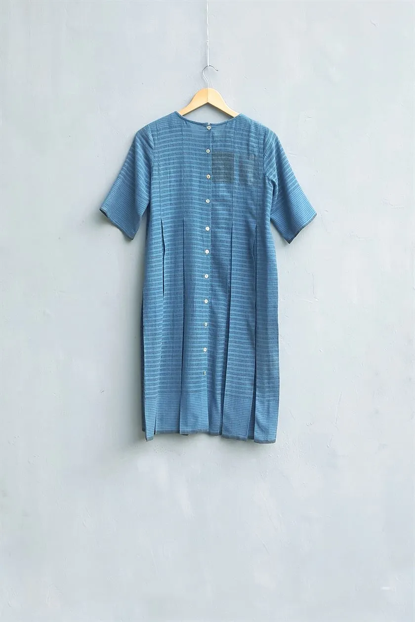 Urvashi Kaur   I   Zhongshan DRESS GRADIENT DRESS organic cotton Indigo TESSELLATE- 81