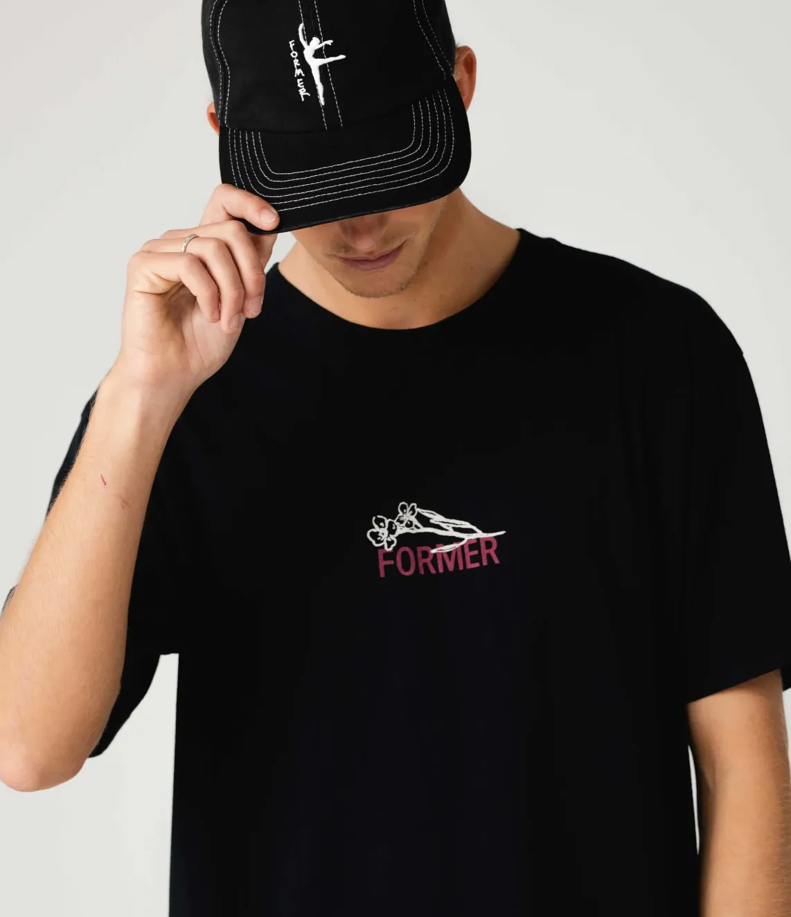VESTIGE T-SHIRT - BLACK