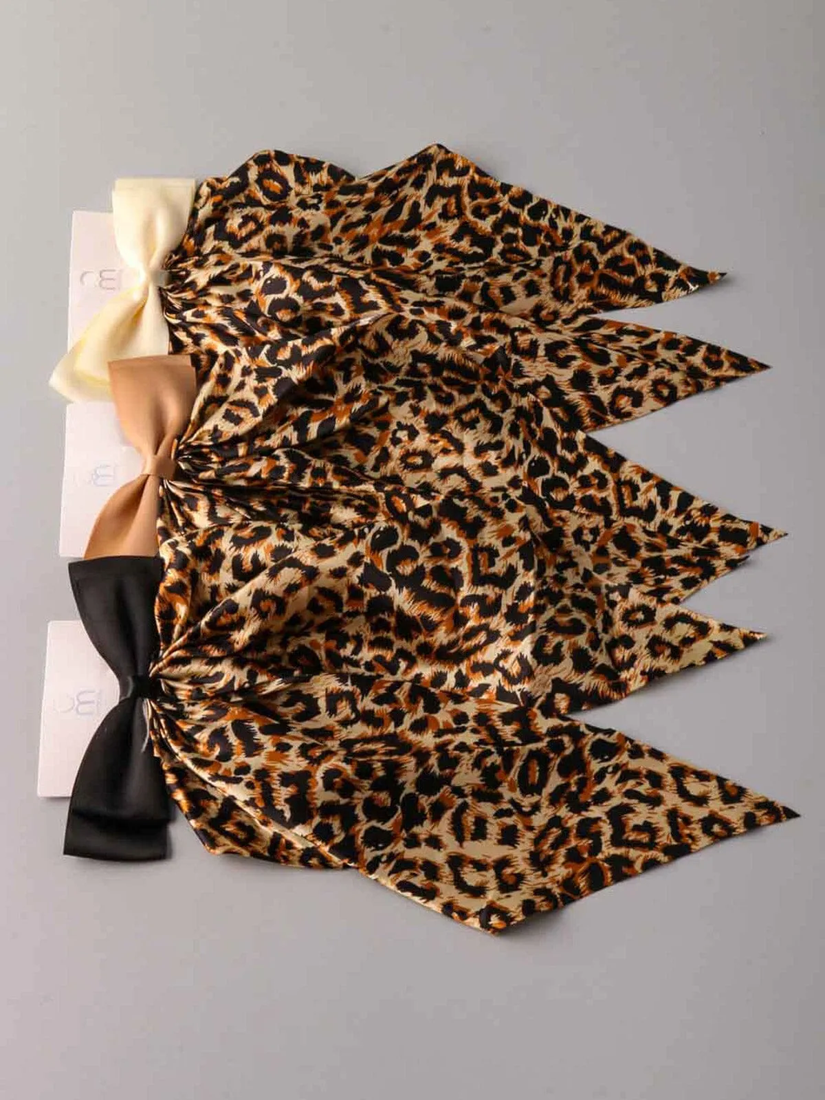 WOMEN'S ASSORTED COLORS ANIMAL PRINT BOW HAIR CLIPS