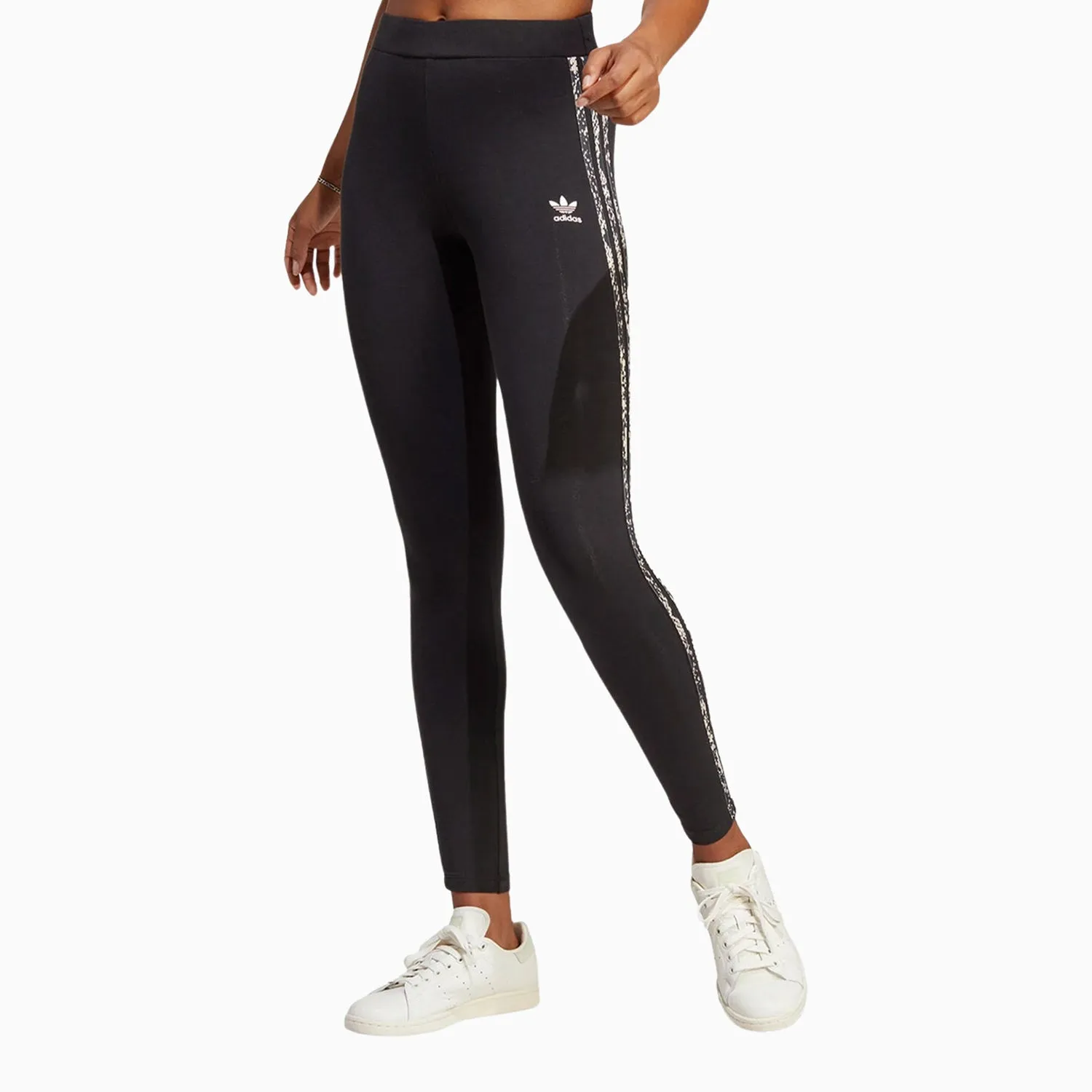 Women's Originals Logo Outfit