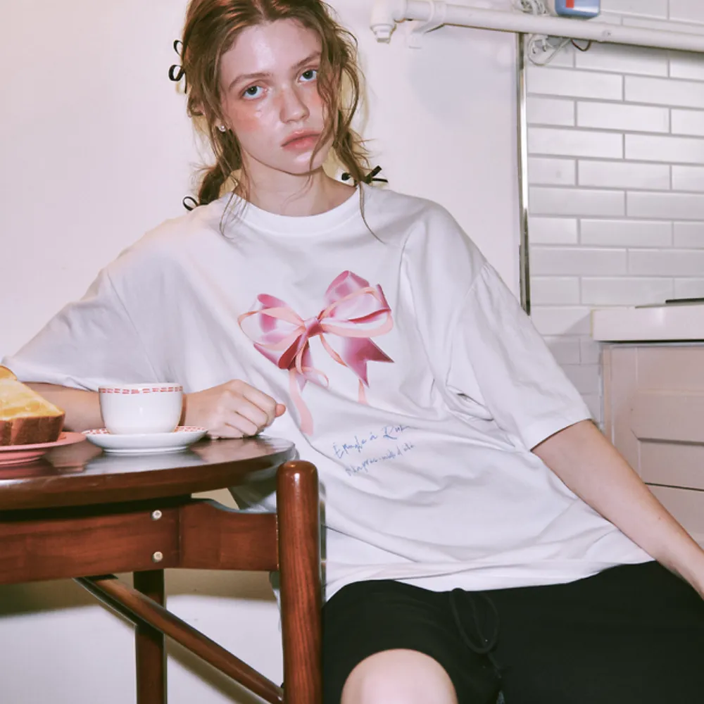 Women's Pink Bow Print T-Shirt