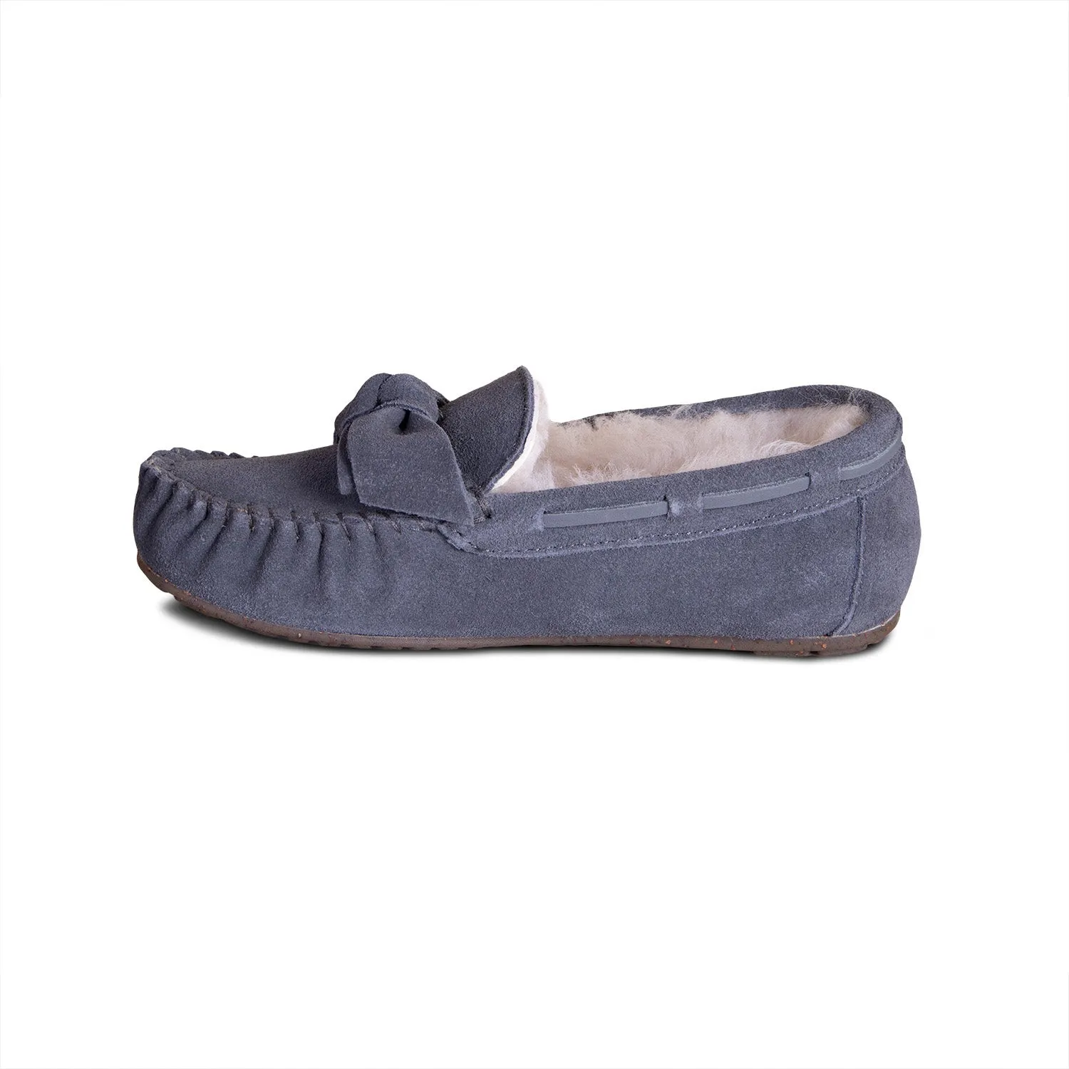 Women's Scarlet Sheepskin Moc